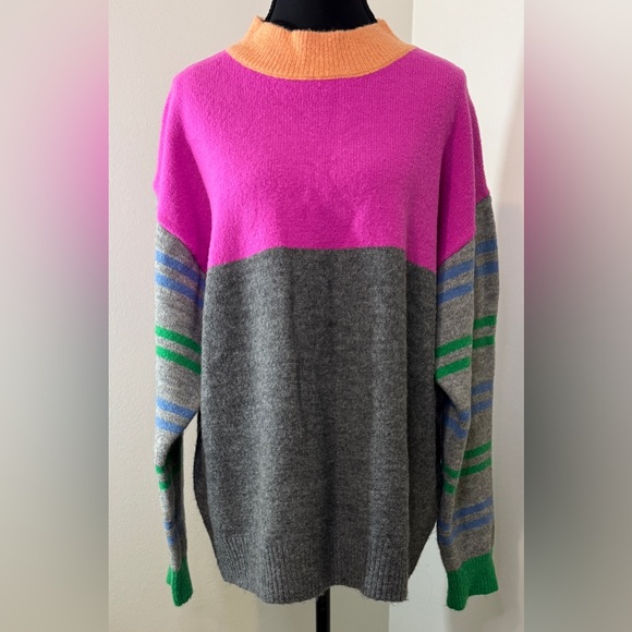 First Love by Lovelyn Sweaters - First Love by Lovelyn Pink Grey Colorblock Striped Mock Neck Sweater IT1478‎ M